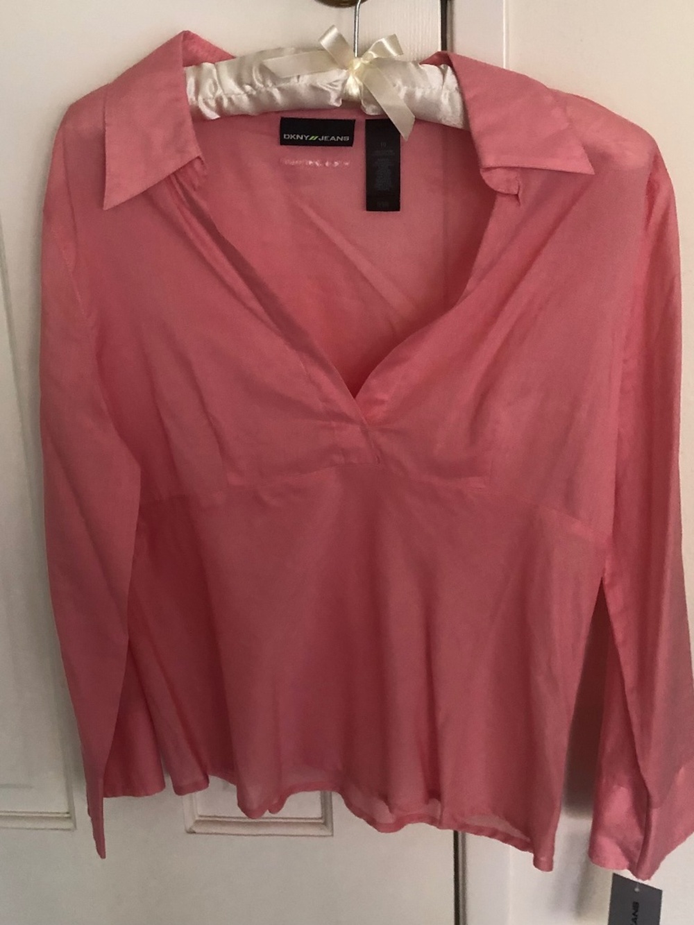 DKNY Jeans Shirt 100% Cotton Size 10 Color Pink